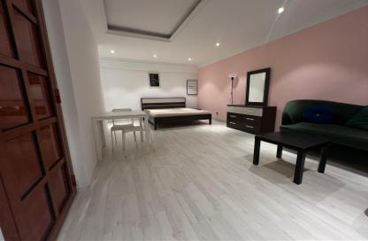 Apartment - Studio - 1 Bathroom for rent in Al Dafna - Al Dafna - Doha