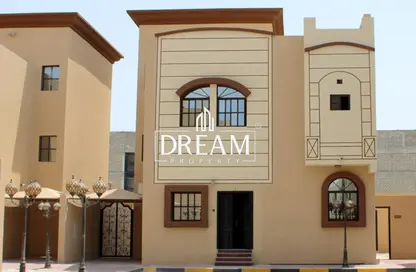 Apartment - 5 Bedrooms - 5 Bathrooms for rent in Al Kheesa - Al Kheesa - Umm Salal Mohammed