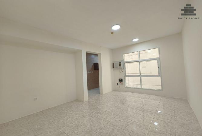 54200408 - Property Image 3