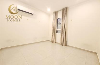 Apartment - 2 - 2 for rent in Umm Ghwailina Comm - Umm Ghuwalina - Umm Ghuwailina - Doha Apartment - 2 - 2 for rent in Umm Ghwailina Comm - Umm Ghuwalina - Umm Ghuwailina - Doha
