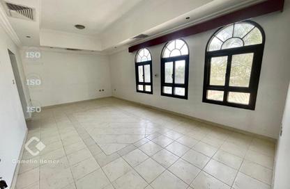 مجمع سكني - 4 غرف نوم - 5 حمامات للايجار في بن عمران - فريج بن عمران - الدوحة مجمع سكني - 4 غرف نوم - 5 حمامات للايجار في بن عمران - فريج بن عمران - الدوحة