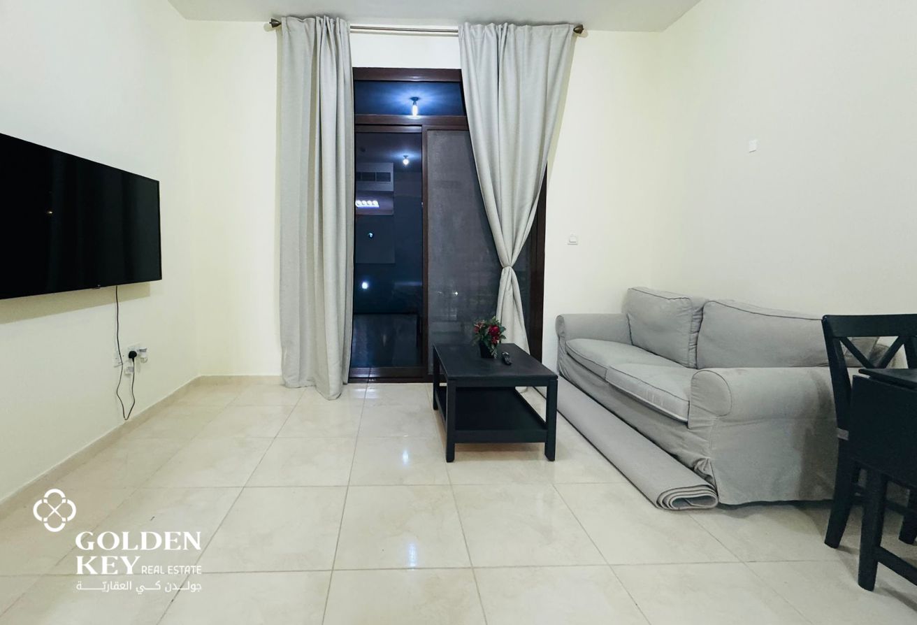 Elegant Studio – For Sale in Foxhills | Title Deed