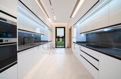 Compound - 5 - 7 for sale in Al Keesa Gate - Al Kheesa - Umm Salal Mohammed