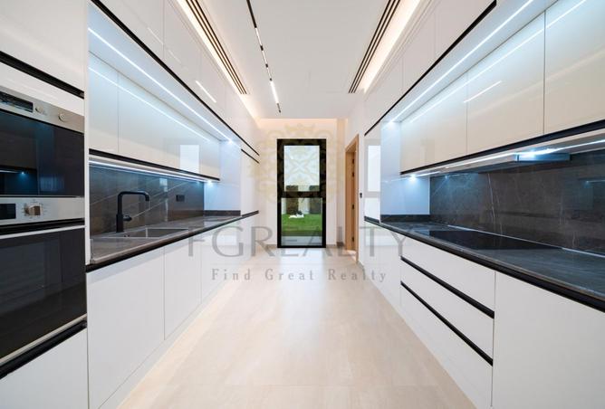 62070357 - Property Image 3