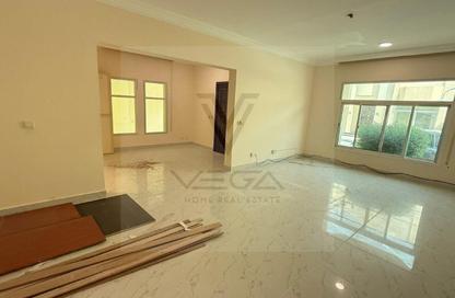 Villa - 4 Bedrooms - 5 Bathrooms for rent in Al Gharrafa - Al Gharrafa - Doha