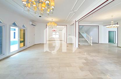 Villa - 5 Bedrooms - 6 Bathrooms for rent in Al Jazi Gardens 1 - Al Jazi Gardens - Al Dafna - Doha