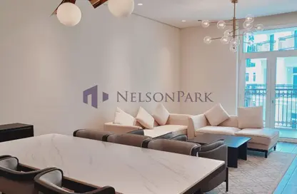 Apartment - 2 Bedrooms - 3 Bathrooms for rent in Floresta Gardens - Floresta Gardens - The Pearl Island - Doha