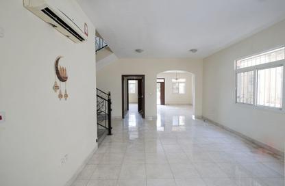 Villa - 5 Bedrooms - 6 Bathrooms for rent in Al Markhiya Street - Al Markhiya - Doha