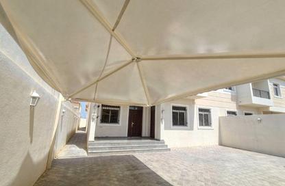 Villa - 5 Bedrooms - 6 Bathrooms for rent in Al Markhiya Street - Al Markhiya - Doha