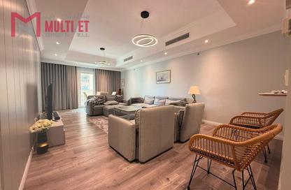 Apartment - 2 Bedrooms - 3 Bathrooms for rent in West Porto Drive - Porto Arabia - The Pearl Island - Doha