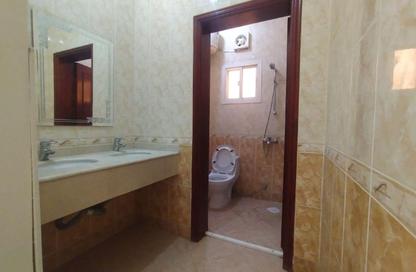 Apartment - 1 Bedroom - 1 Bathroom for rent in Ain Khaled Villas - Ain Khaled - Doha