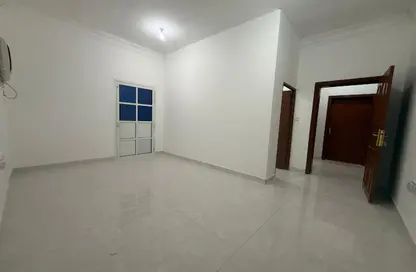 Villa - 1 Bedroom - 1 Bathroom for rent in Old Airport Road - Doha