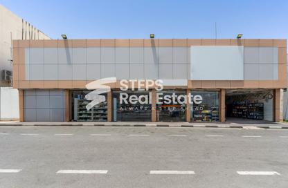 Show Room - Studio - 1 for rent in Industrial Area 4 - Industrial Area - Industrial Area - Doha