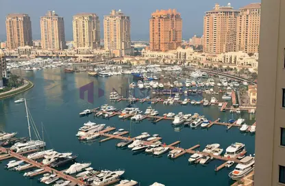 Apartment - 1 Bedroom - 2 Bathrooms for rent in Tower 28 - Porto Arabia - The Pearl Island - Doha