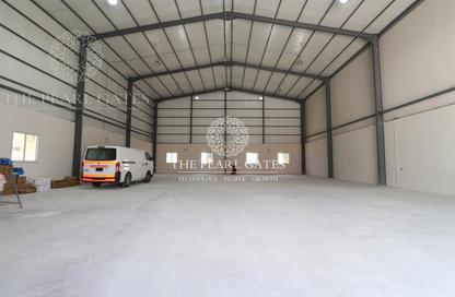 Warehouse - Studio for rent in East Industrial Street - Birkat Al Awamer - Al Wakra