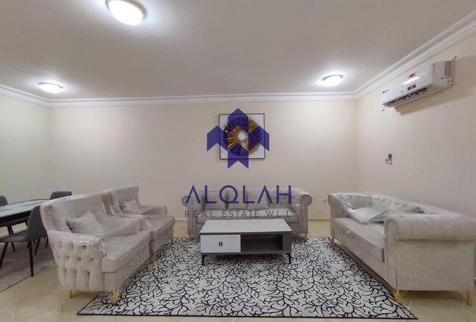 1005206 - Property Image 3