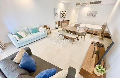 Apartment - Studio - 1 Bathroom for rent in Tower 27 - Viva Bahriyah - The Pearl Island - Doha