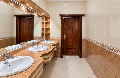 Villa - 7 - 7+ for sale in Legtaifiya Lagoon - West Bay - Doha
