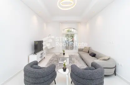 شقة - غرفة نوم - 2 حمامات للايجار في ريزيدينشيال دي5 - جنوب فوكس هيلس - فوكس هيلز - الوسيل شقة - غرفة نوم - 2 حمامات للايجار في ريزيدينشيال دي5 - جنوب فوكس هيلس - فوكس هيلز - الوسيل