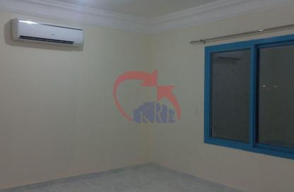 Apartment - 3 Bedrooms - 2 Bathrooms for rent in Fereej Kulaib - Doha
