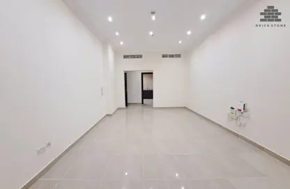 شقة - 2 غرف نوم - 2 حمامات للايجار في شارع السد - السد - الدوحة