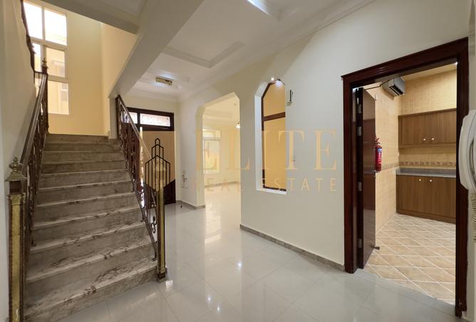 53282302 - Property Image 2