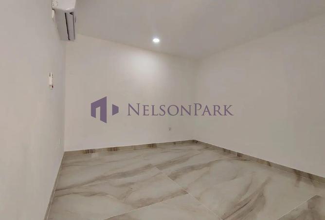 53329868 - صورة العقار 3