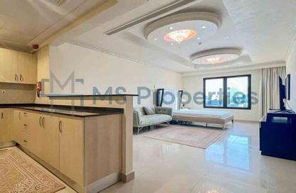Apartment - Studio - 1 Bathroom for rent in West Porto Drive - Porto Arabia - The Pearl Island - Doha