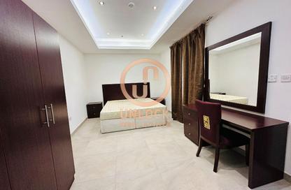 Apartment - 2 Bedrooms - 2 Bathrooms for rent in Umm Ghwailina Comm - Umm Ghuwalina - Umm Ghuwailina - Doha