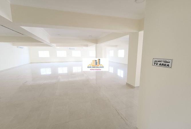 1012000 - Property Image 2