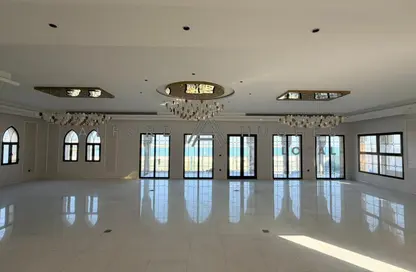 Villa - 5 Bedrooms - 7 Bathrooms for sale in La Plage Centrale - La Plage - The Pearl Island - Doha