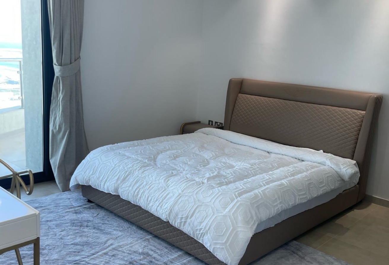 2 Bedroom Furnished Including Bills Side Sea View