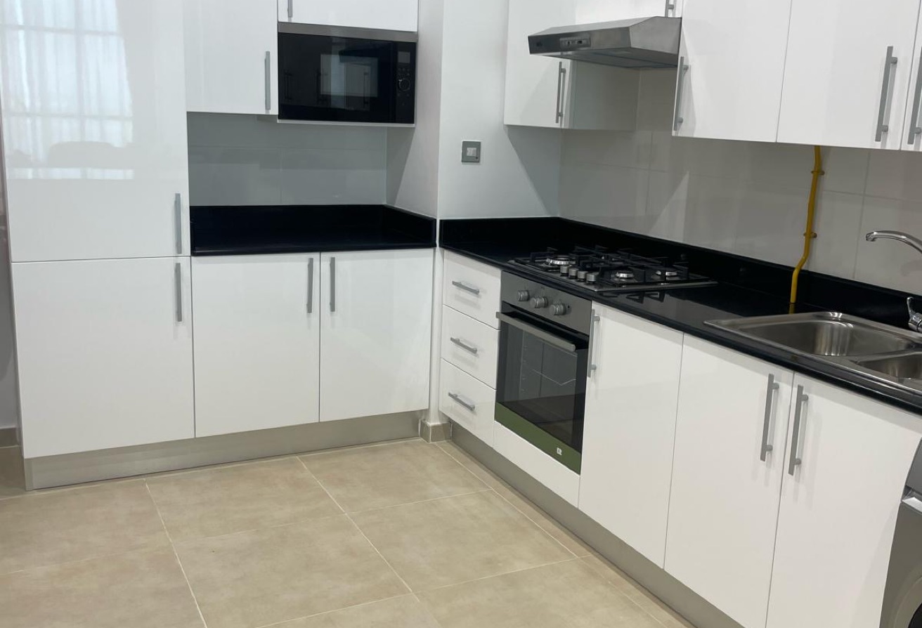 2 Bedroom Furnished Including Bills Side Sea View thumbnail 4