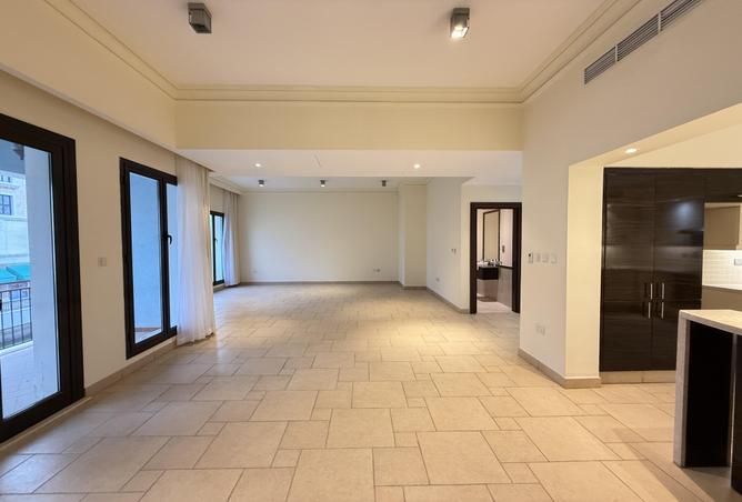 53009445 - Property Image 3