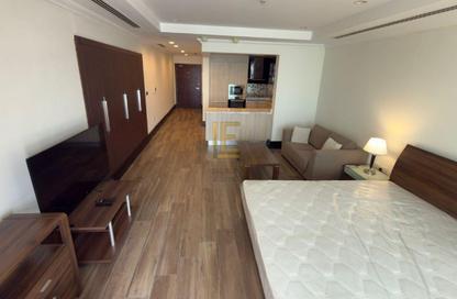 Apartment - Studio - 1 Bathroom for rent in Viva West - Viva Bahriyah - The Pearl Island - Doha