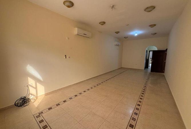 1009012 - Property Image 2