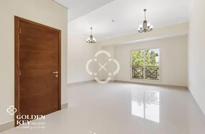 شقة - 2 غرف نوم - 3 حمامات للايجار في ريزيدينشيال دي5 - جنوب فوكس هيلس - فوكس هيلز - الوسيل