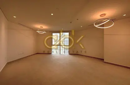 Apartment - 3 Bedrooms - 5 Bathrooms for rent in Floresta Gardens - Floresta Gardens - The Pearl Island - Doha