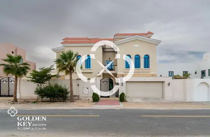 Apartment - 7 Bedrooms for sale in Rawdat Al Hamama - Al Daayen