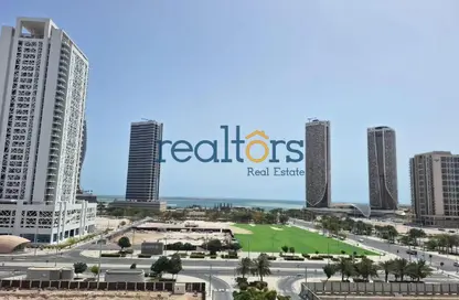 Apartment - 2 Bedrooms - 3 Bathrooms for rent in Marina Tower 21 - Marina District - Lusail