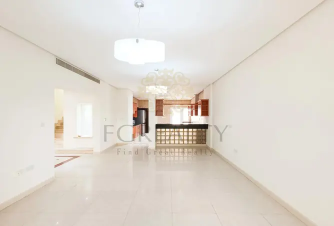 62130600 - Property Image 2