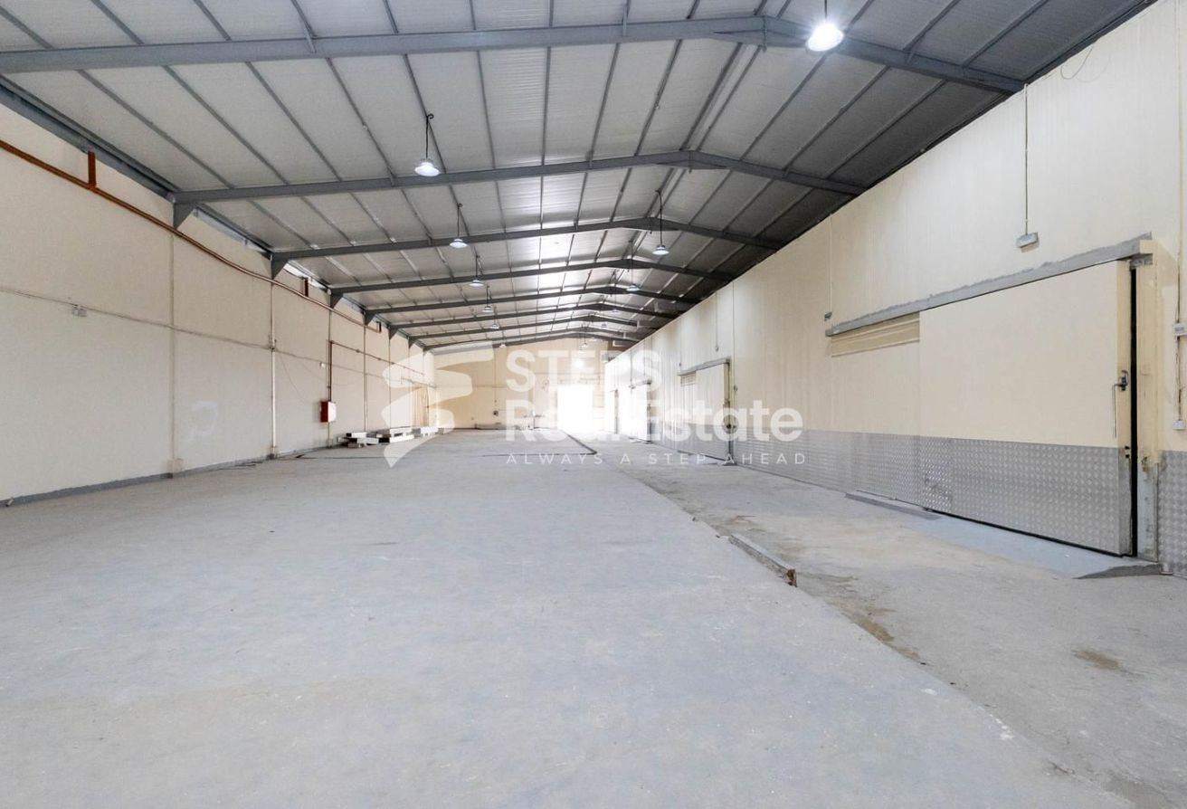 1500 SQM Garage for Rent in Industrial Area