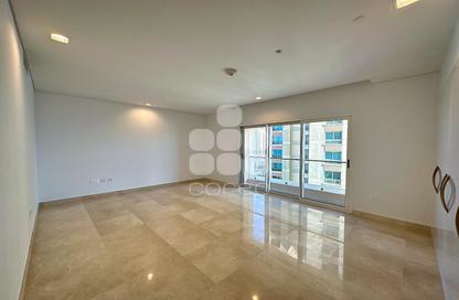 Apartment - 3 Bedrooms - 3 Bathrooms for rent in Al Mutahidah Tower - Viva Bahriyah - The Pearl Island - Doha