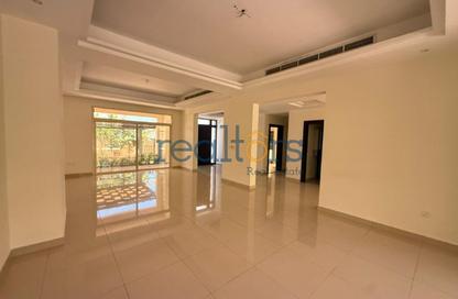 Villa - 4 Bedrooms - 4 Bathrooms for rent in Maamoura Villas - Al Maamoura - Doha