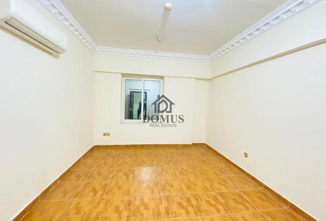 1031979 - Property Image 2