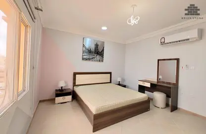 Apartment - 2 Bedrooms - 2 Bathrooms for rent in Al Mansoura - Al Mansoura - Doha