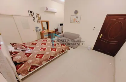 Apartment - Studio for rent in Al Dafna - Al Dafna - Doha