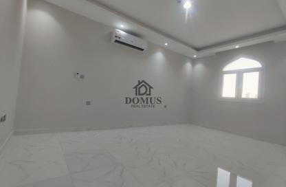 Apartment - 1 Bedroom - 1 Bathroom for rent in Tadmur Street - Old Airport Road - Doha