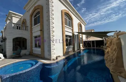 Villa - 5 Bedrooms - 7 Bathrooms for sale in Al Maamoura - Al Maamoura - Doha