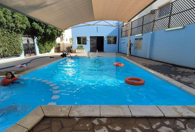 54103219 - Property Main Image